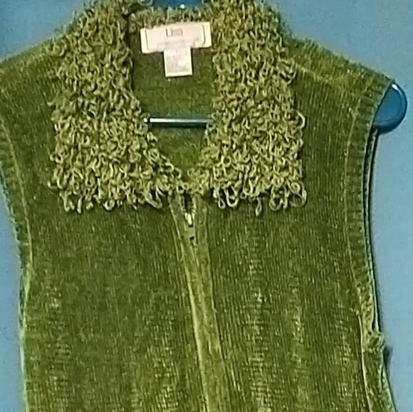 Lisa International Sweater Vest - Picture 2 of 3